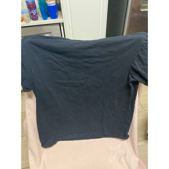 Black Wednesday Solitude Suits Me Shirt Size Large Adams Family - Picture 3 of 3